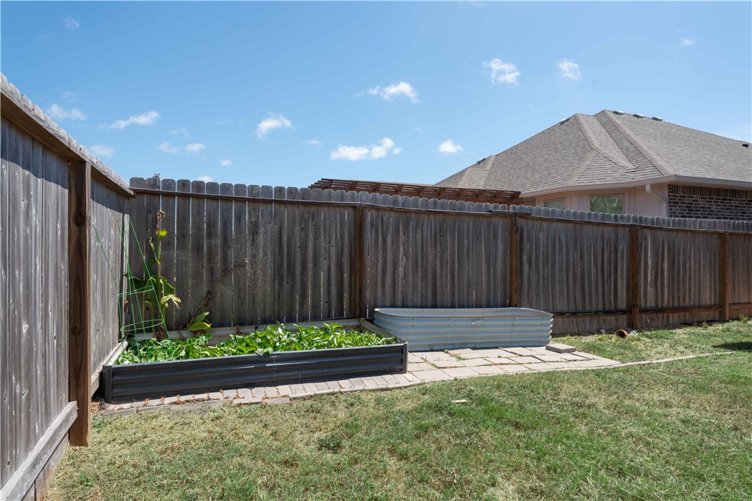 2625 Las Estrellas St Property Photo 33