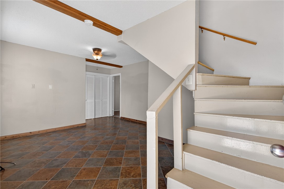5752 Mockingbird Ln Property Photo 14