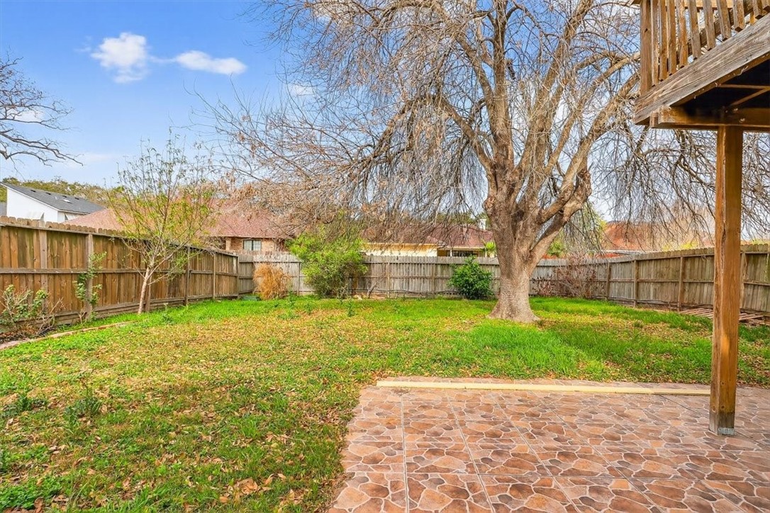 7009 Chiswick Dr Property Photo 15