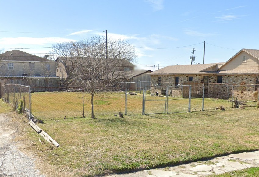 5805 Rio Vista Dr Property Photo 9