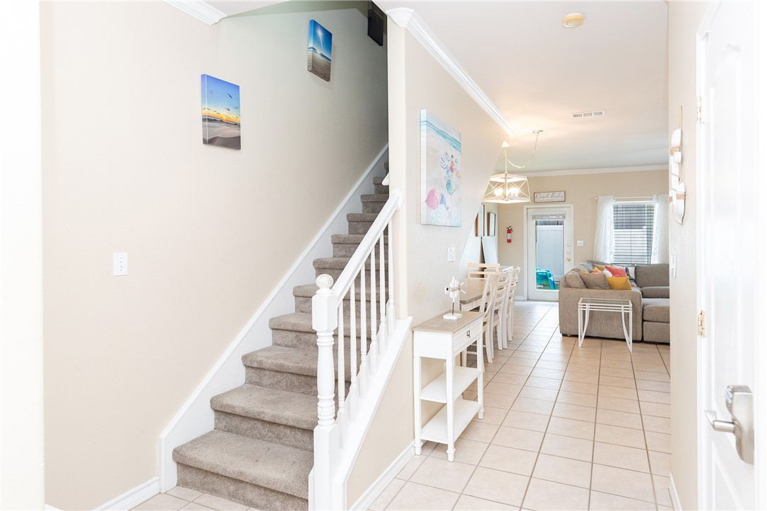 15102 Leeward Dr 702 Property Photo 6