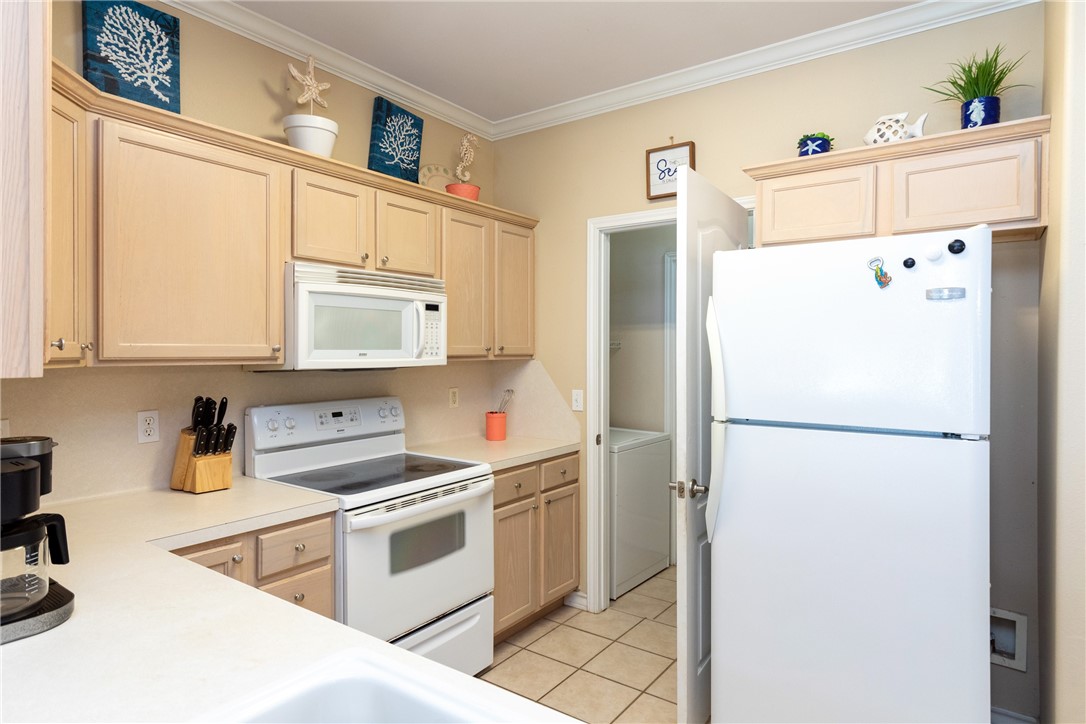 15102 Leeward Dr 702 Property Photo 15