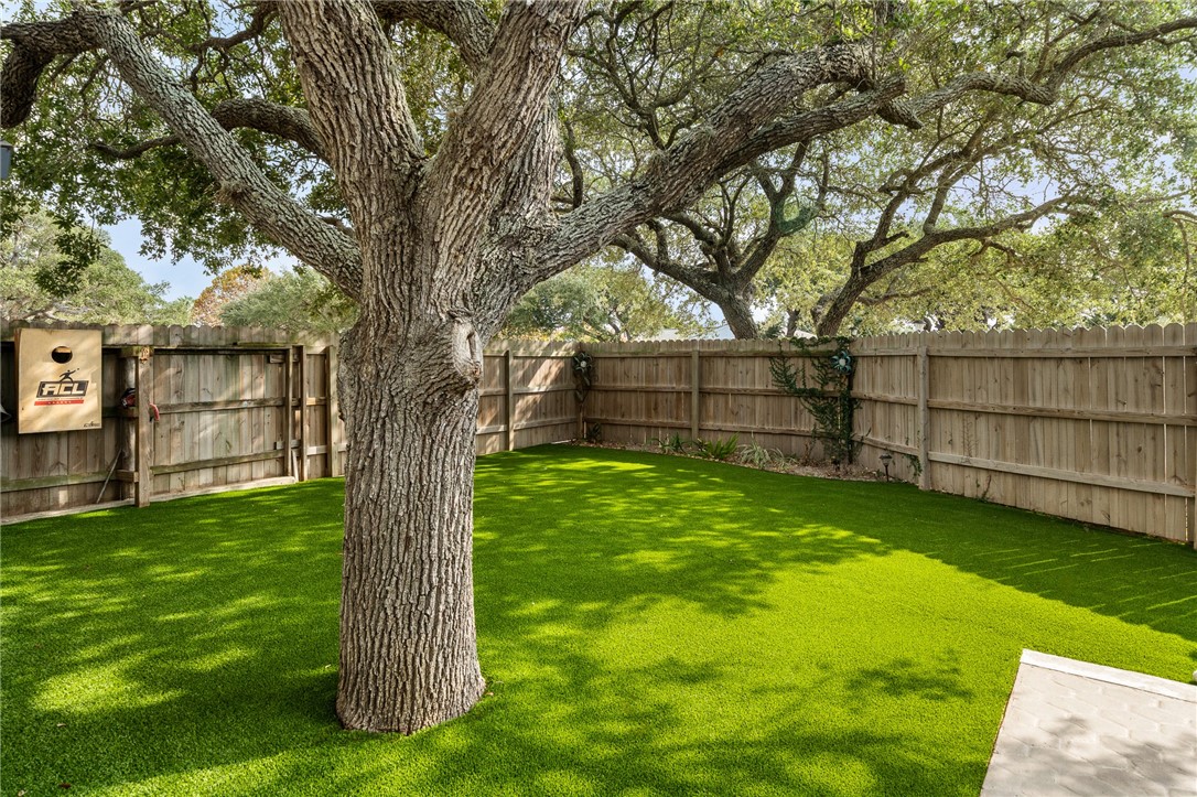 1518 Kenwood Dr Property Photo 34