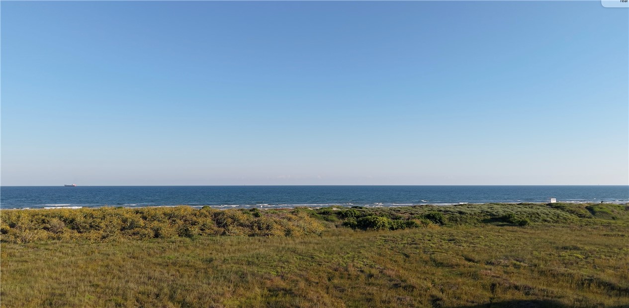 747 Chapman Cove Property Photo 2