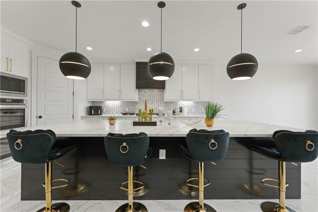 7810 Fold Property Photo 8