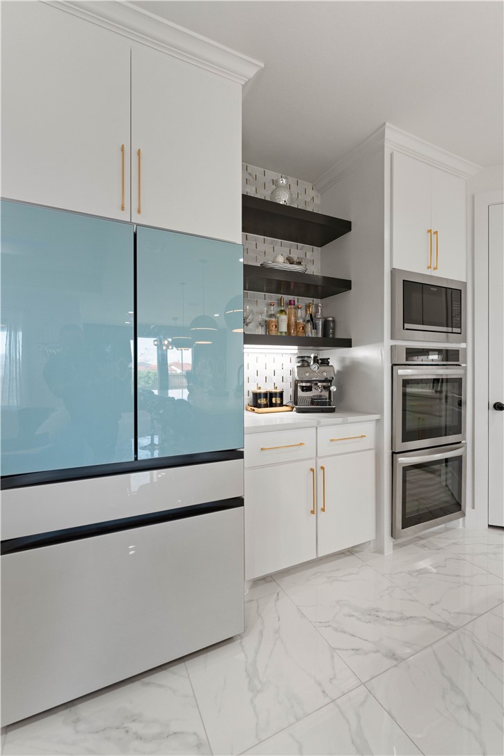 7810 Fold Property Photo 12