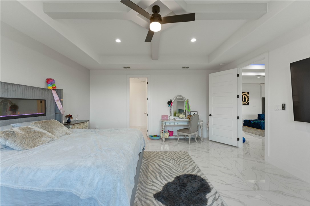 7810 Fold Property Photo 17