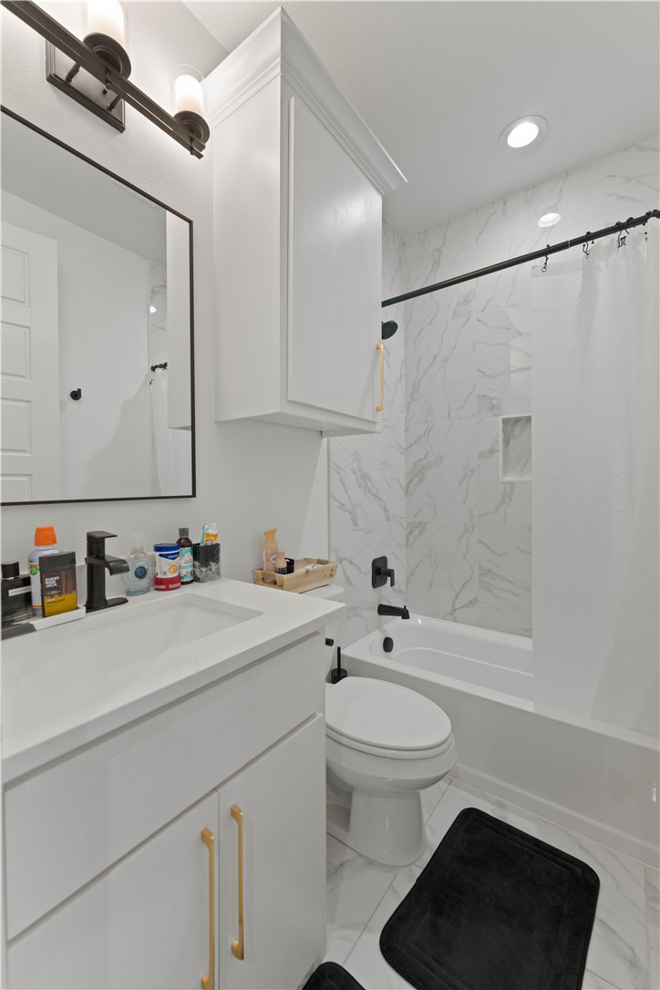 7810 Fold Property Photo 34