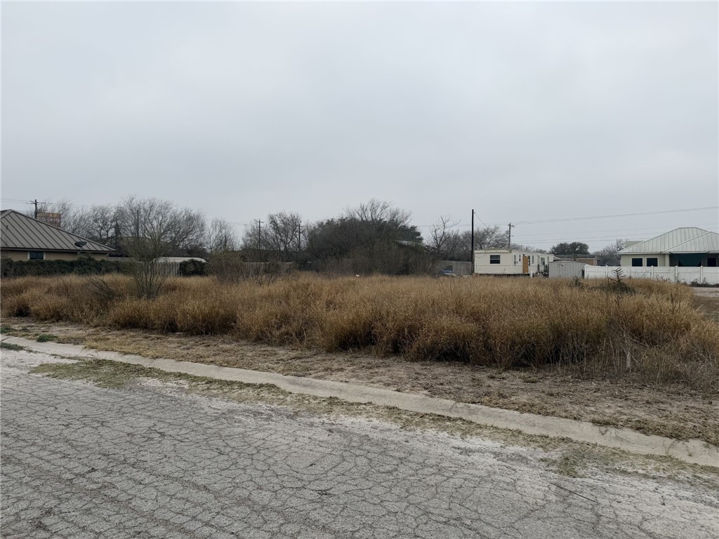 00 N Texas Ave Property Photo 1