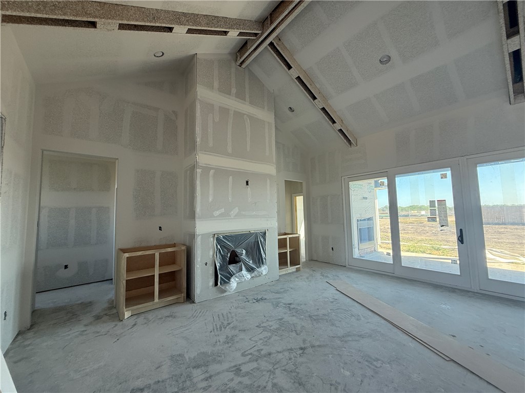 1501 Mariposa Ranch Property Photo 2