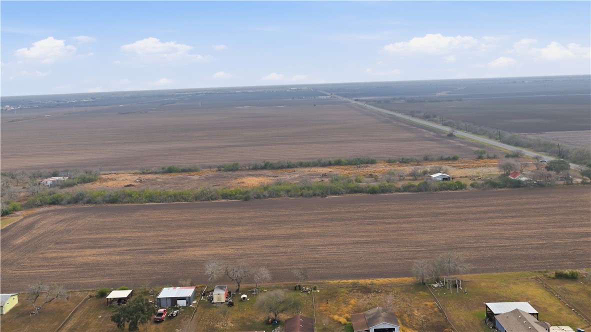 1620 Rand Morgan Property Photo 9