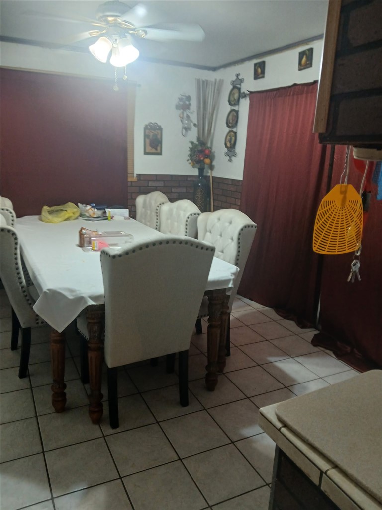 1620 Rand Morgan Property Photo 11