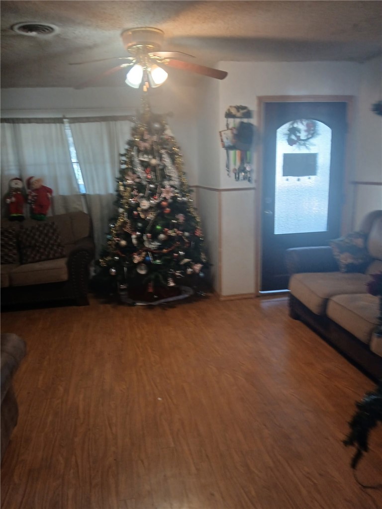 1620 Rand Morgan Property Photo 14