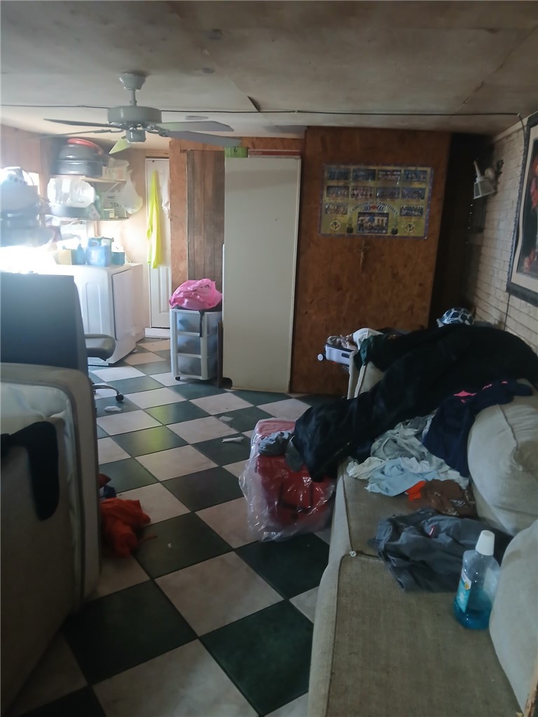 1620 Rand Morgan Property Photo 15