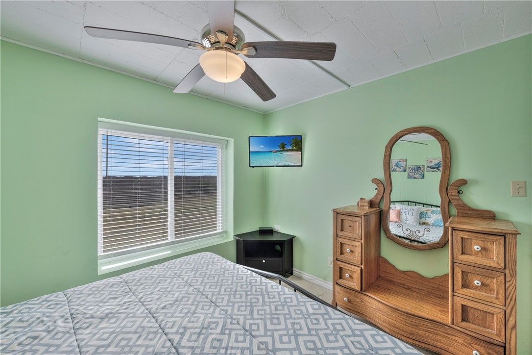 700 Island Retreat Ct 109 Property Photo 13