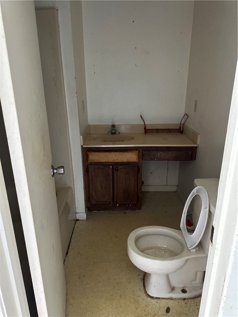 510 James St Property Photo 8