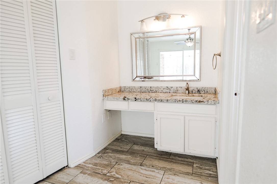 1314 Harbor Lights Dr Property Photo 23
