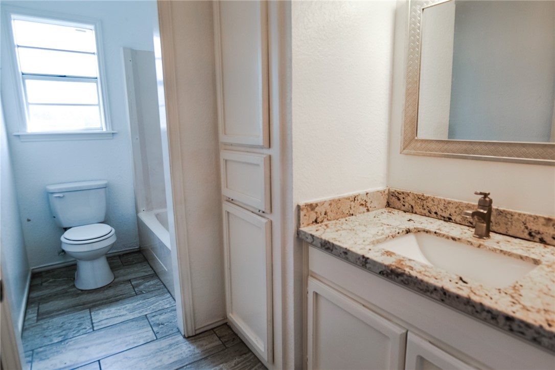 1314 Harbor Lights Dr Property Photo 26