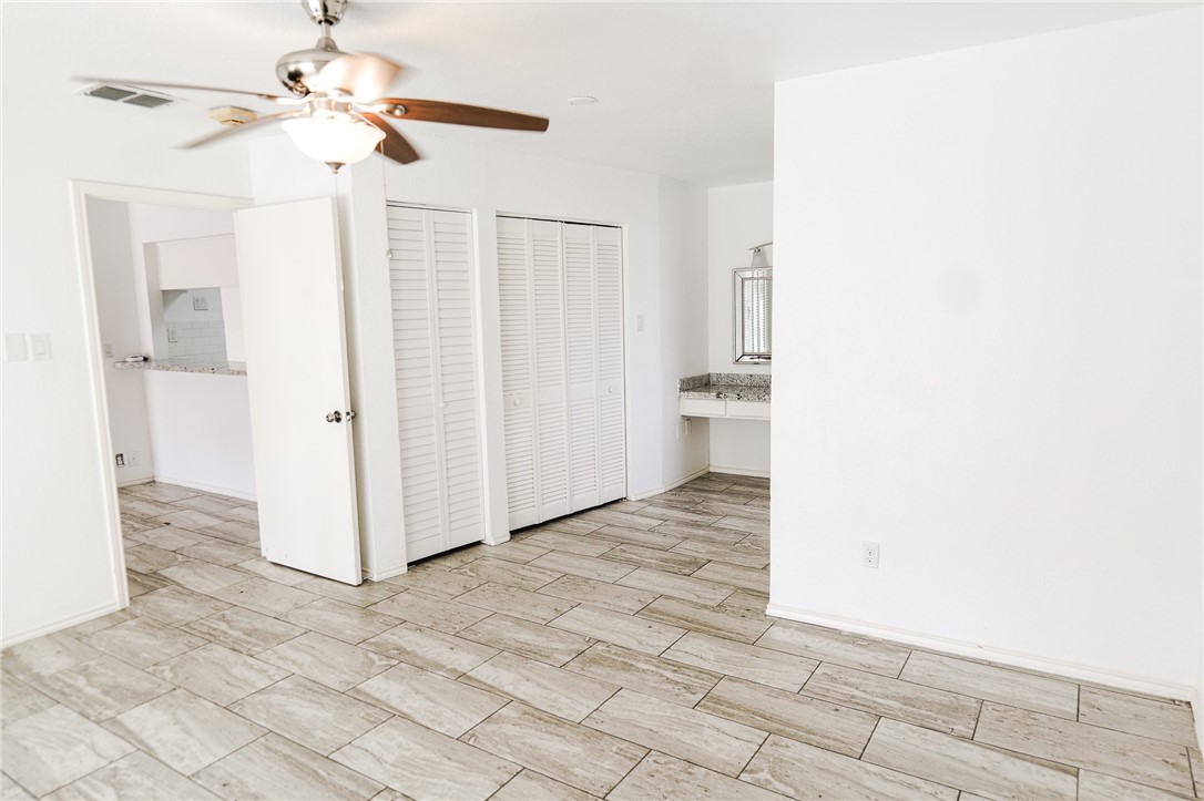1314 Harbor Lights Dr Property Photo 28