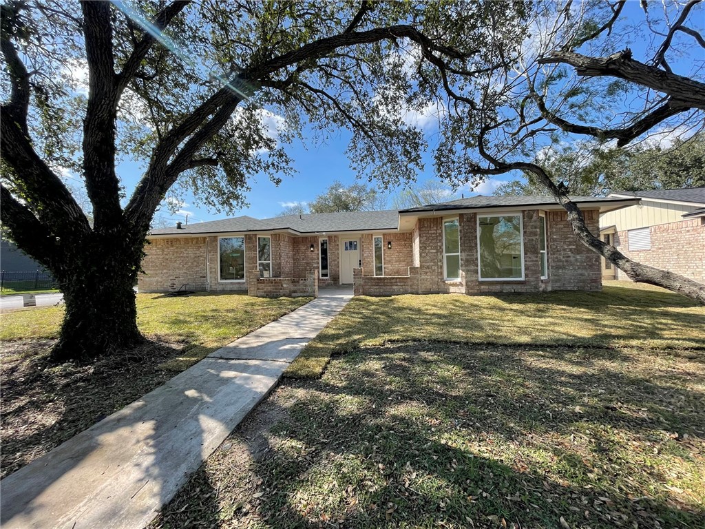 3733 Mendenhall Dr Property Photo 1