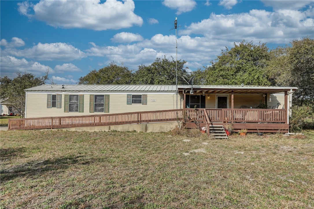 313 Rowe St Property Photo 1