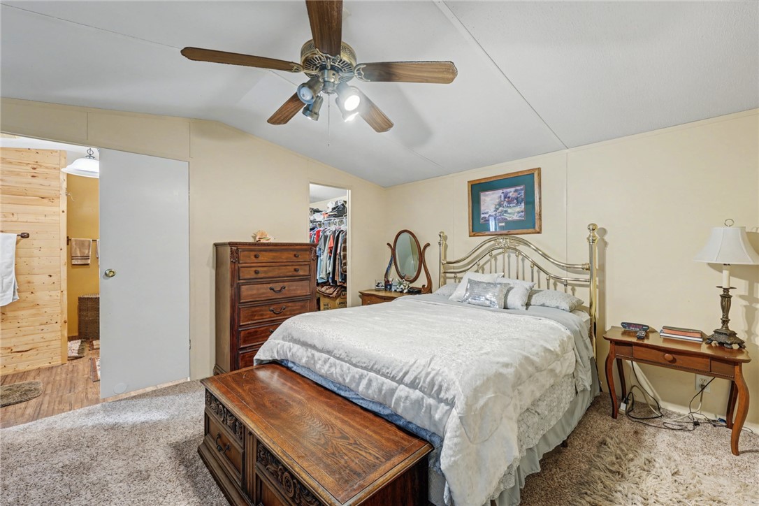 313 Rowe St Property Photo 16