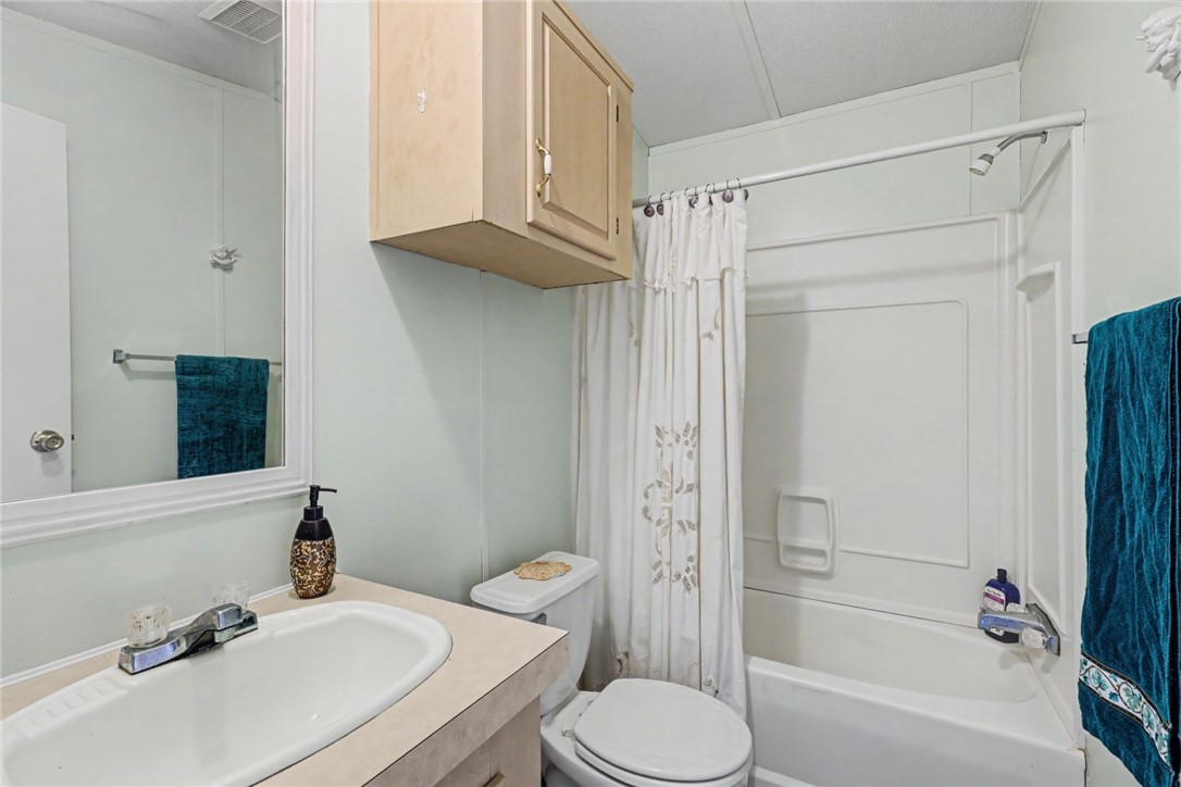 313 Rowe St Property Photo 24