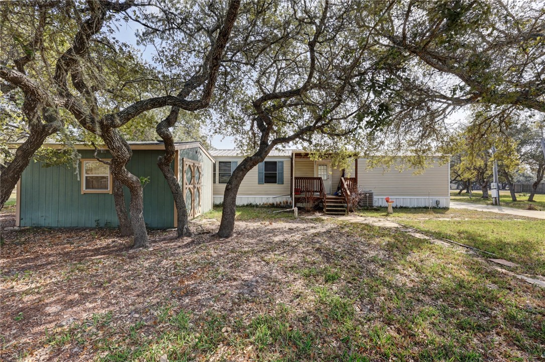 313 Rowe St Property Photo 29