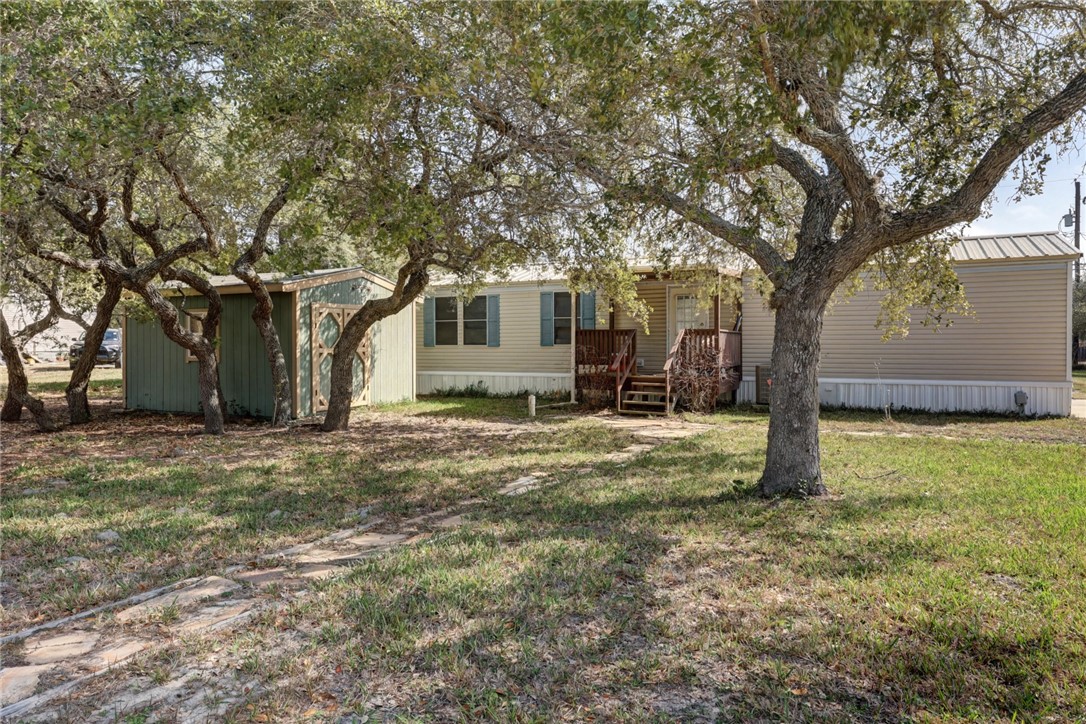 313 Rowe St Property Photo 30