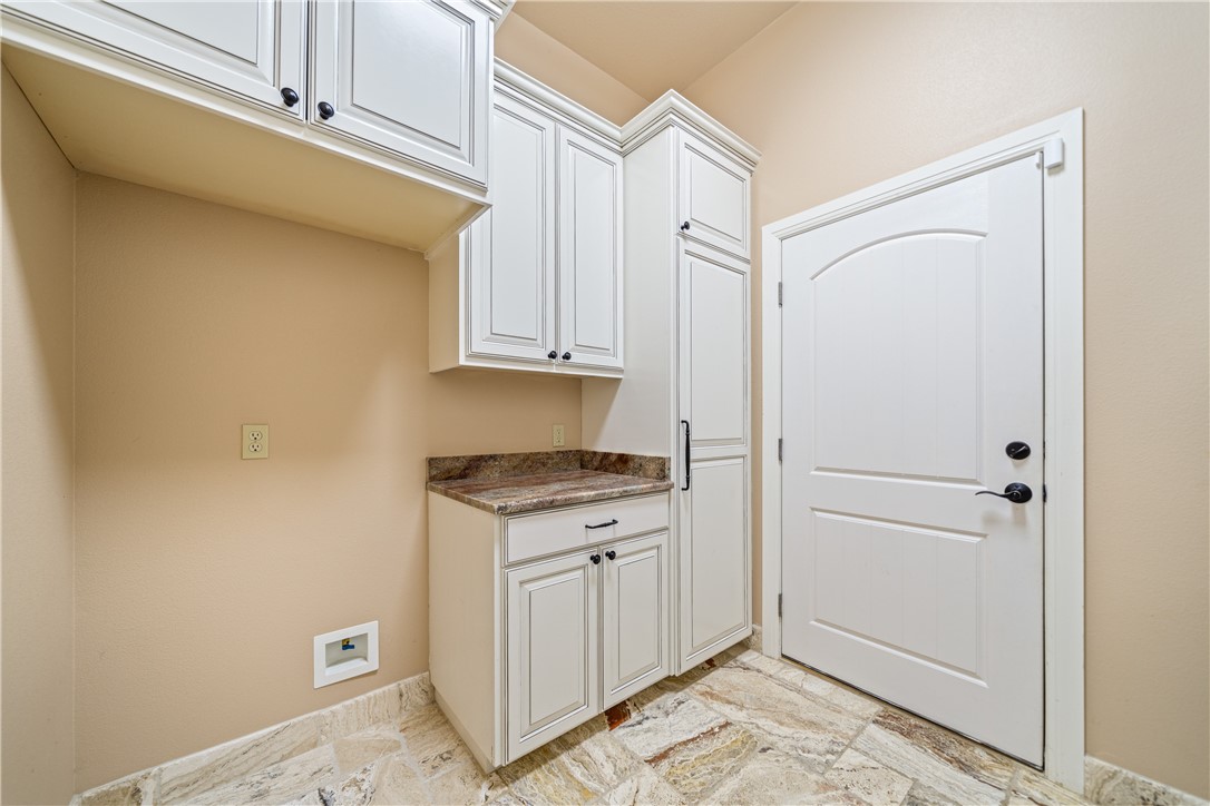 13810 Captains Row Property Photo 15