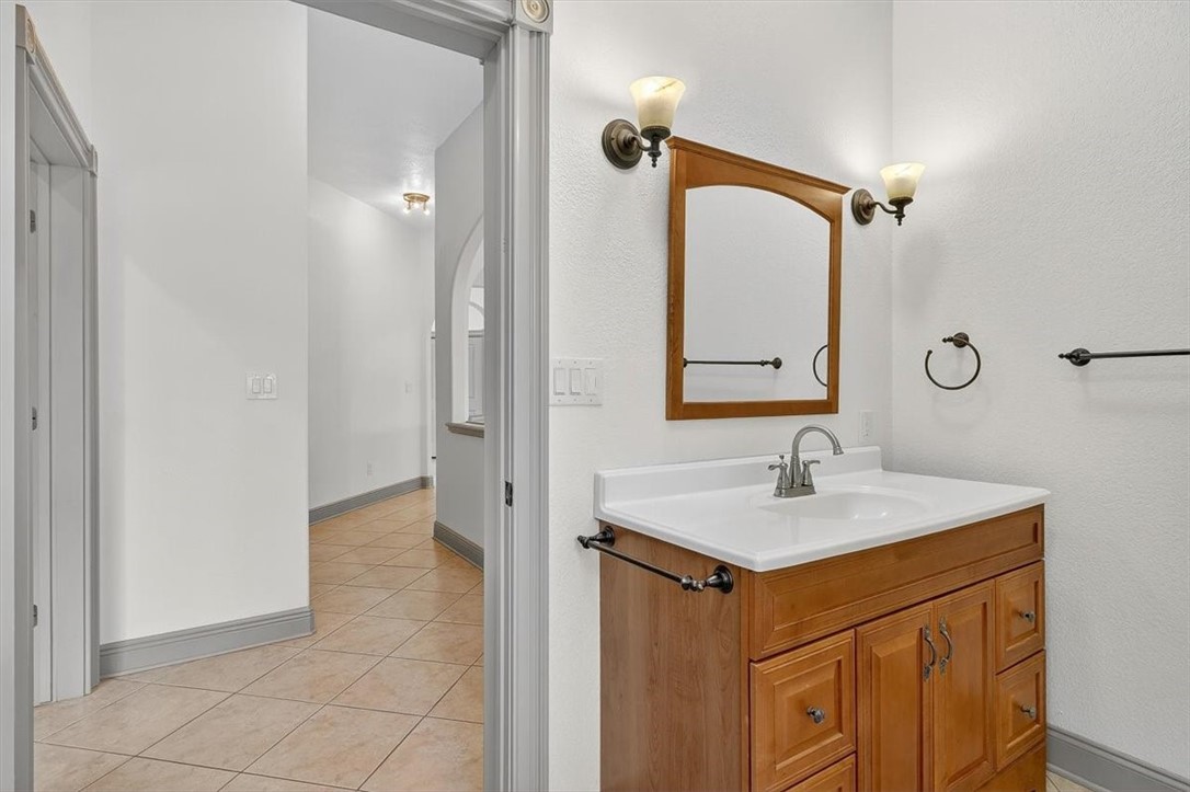 5593 Westlake Dr Property Photo 14