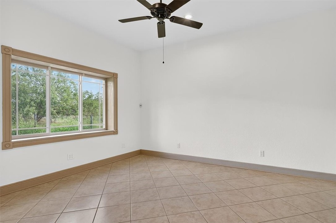 5593 Westlake Dr Property Photo 15