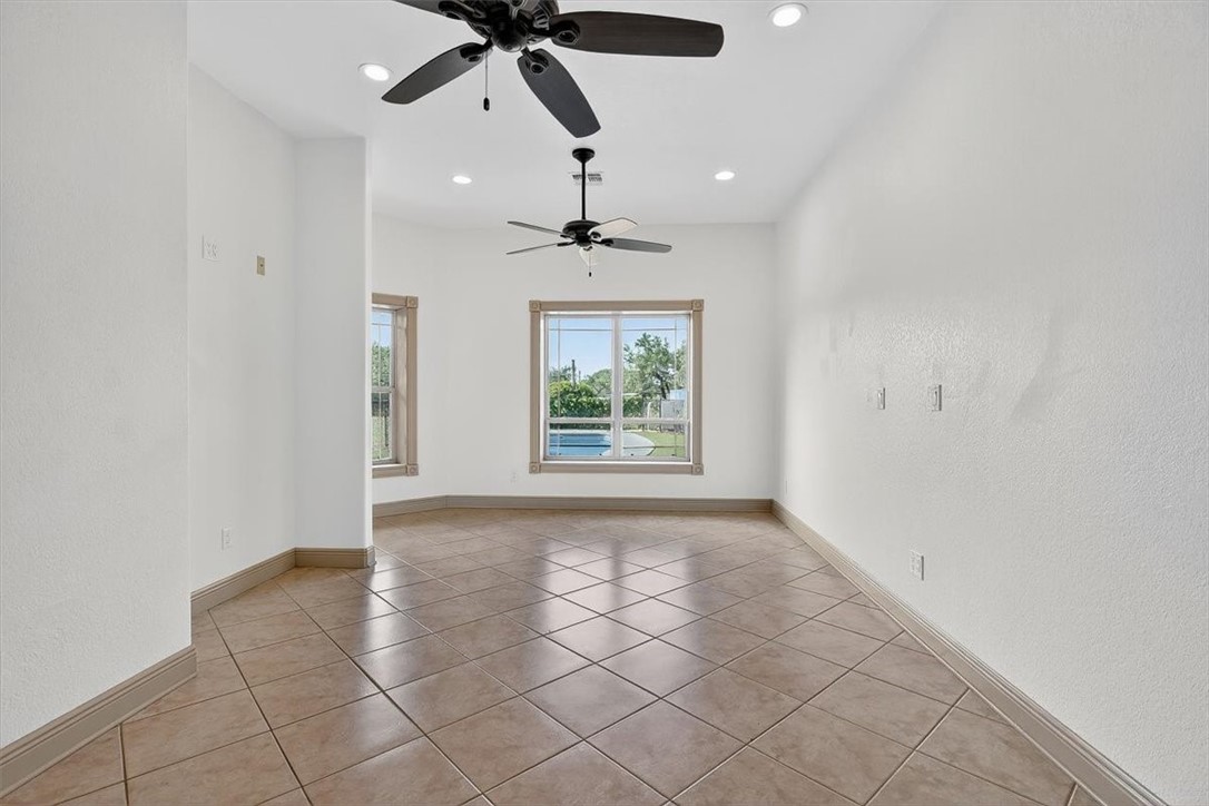 5593 Westlake Dr Property Photo 17