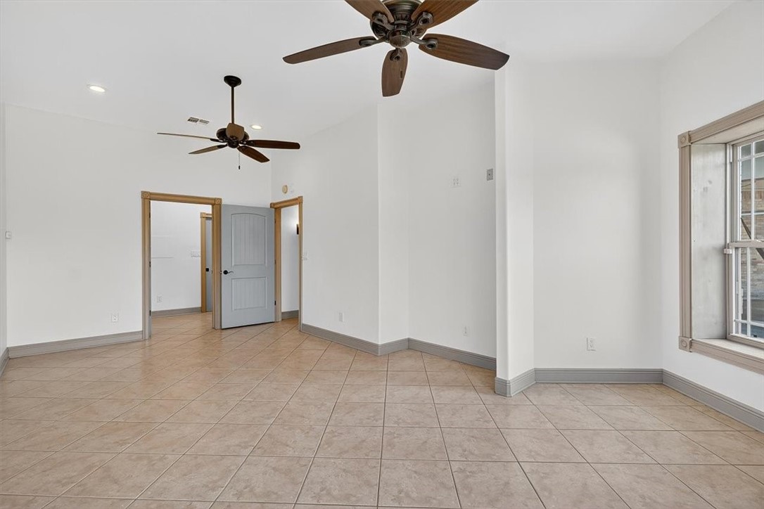 5593 Westlake Dr Property Photo 19