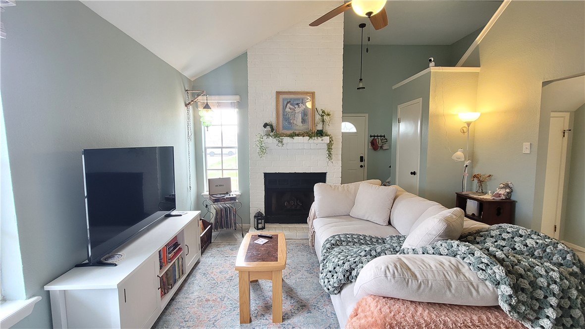 7252 The Mansions Dr D4 Property Photo 6