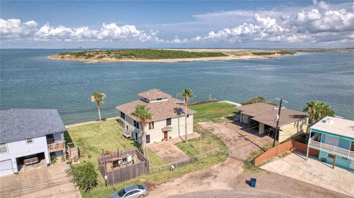 100 Bayshore Dr