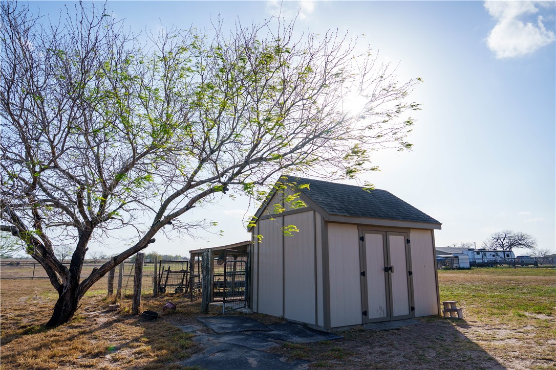 790 Fm 70 Property Photo 25
