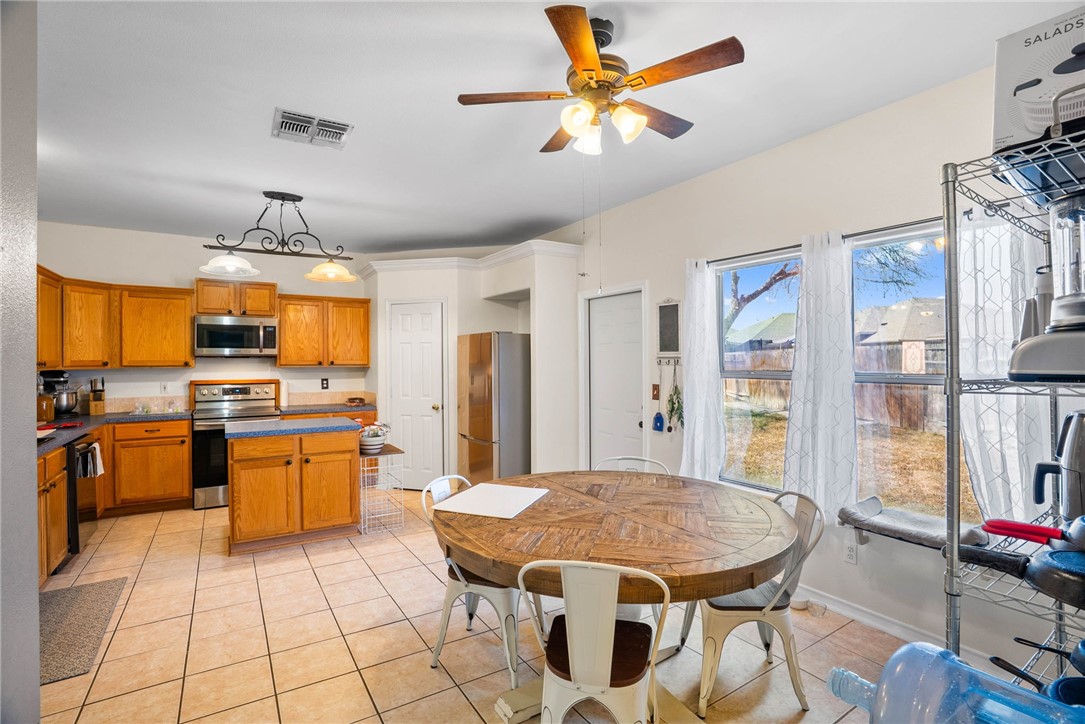 2045 Spanish Trail Property Photo 5
