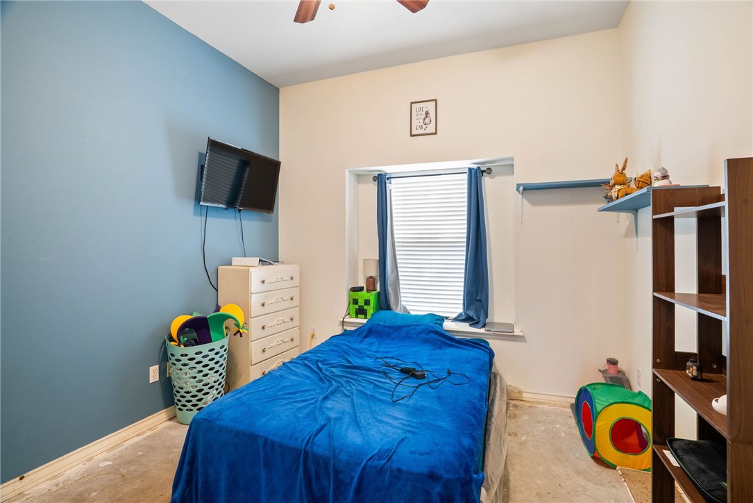 2045 Spanish Trail Property Photo 6