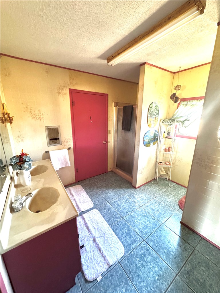 1580 Middle Property Photo 10