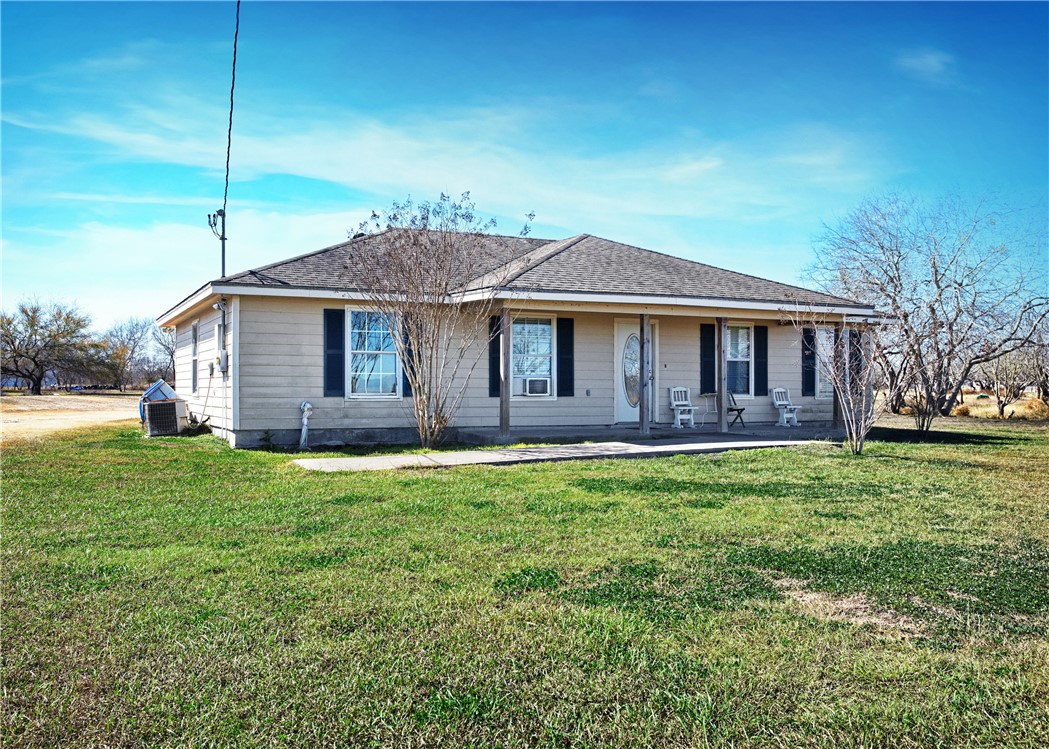 13797 County Road 1674 Property Photo 2