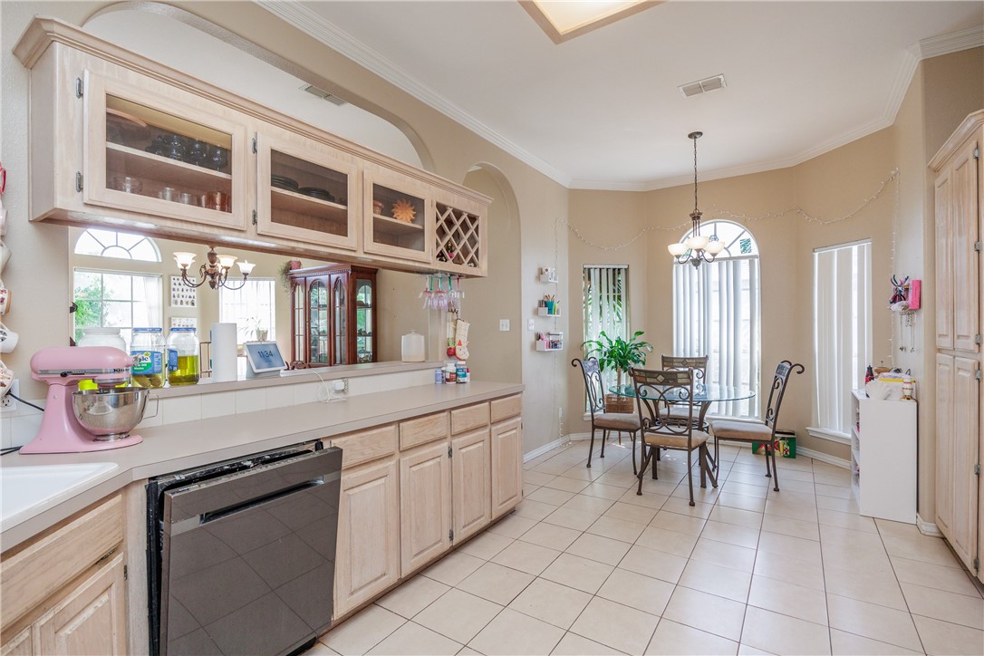 14830 Dasmarinas Dr Property Photo 6