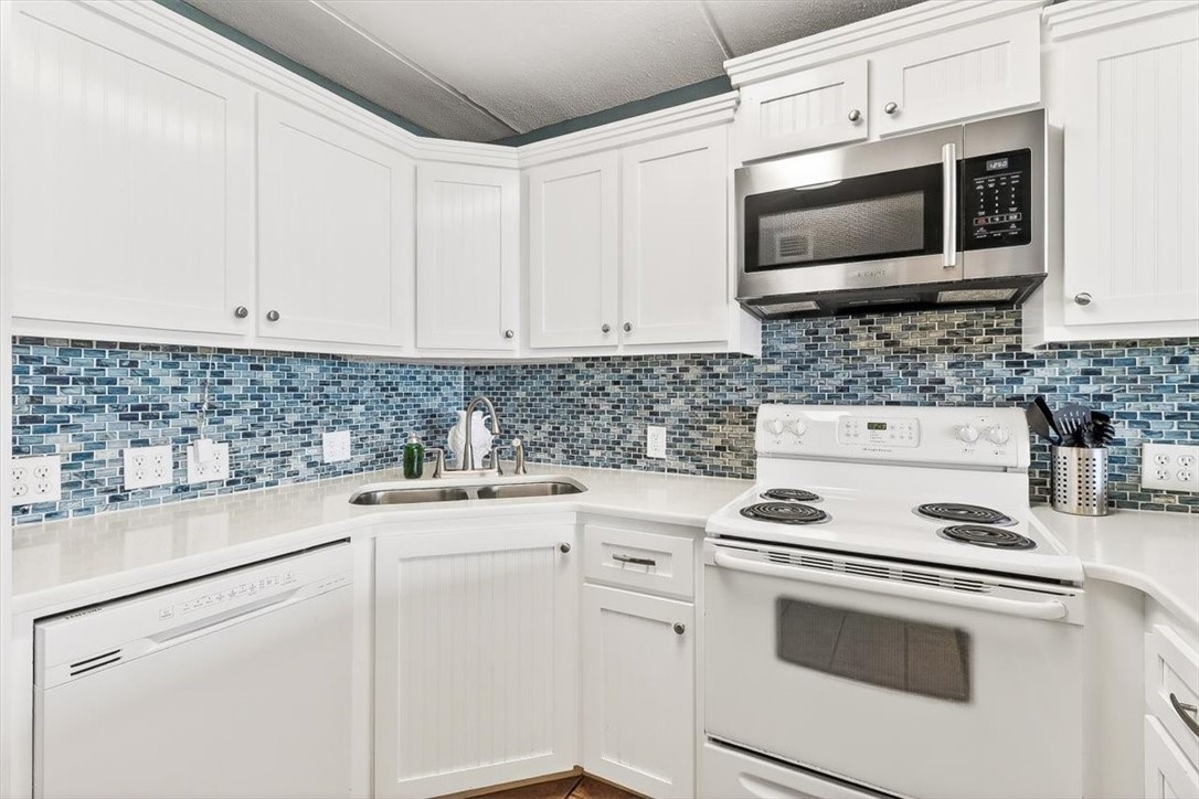 6021 State Highway 361 102 Property Photo 12