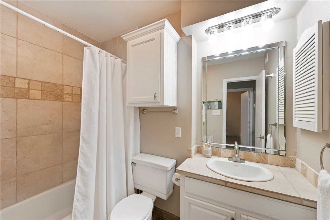 900 N Station St A910 Property Photo 24