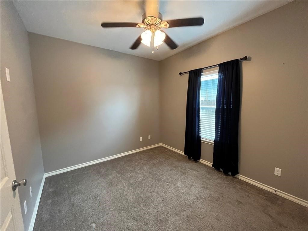 2813 Lake Tranquility Property Photo 13