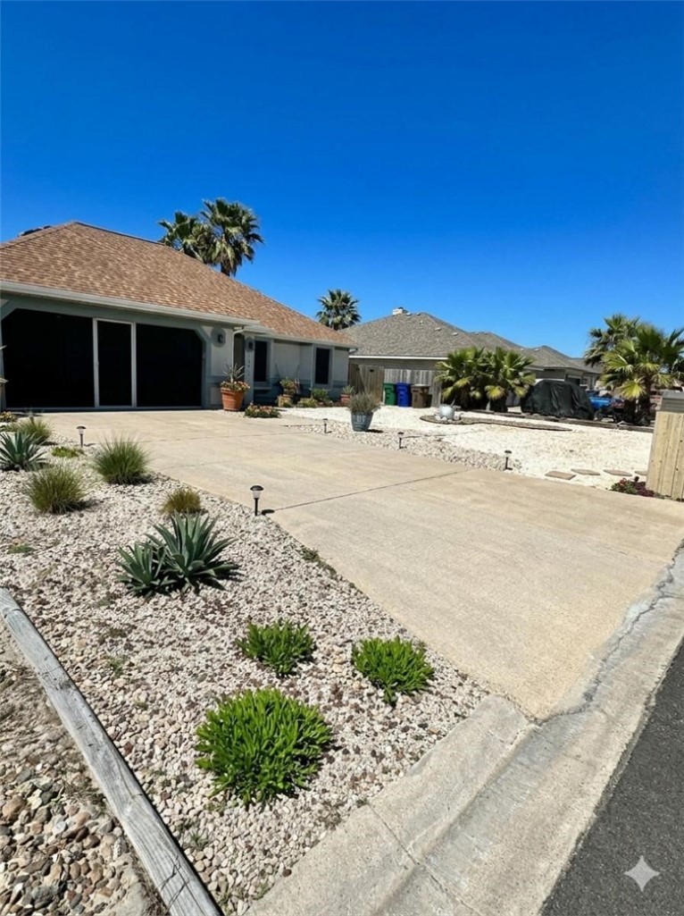 14717 Dasmarinas Dr Property Photo 3