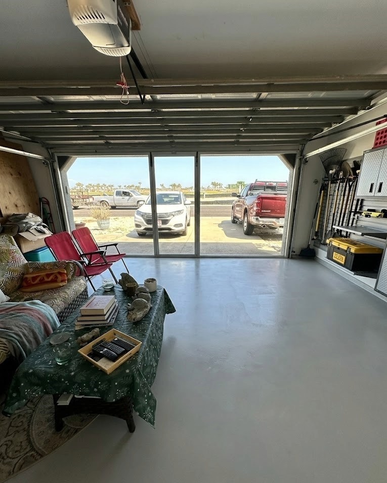 14717 Dasmarinas Dr Property Photo 4