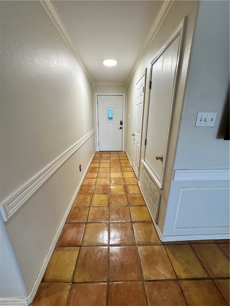14717 Dasmarinas Dr Property Photo 5