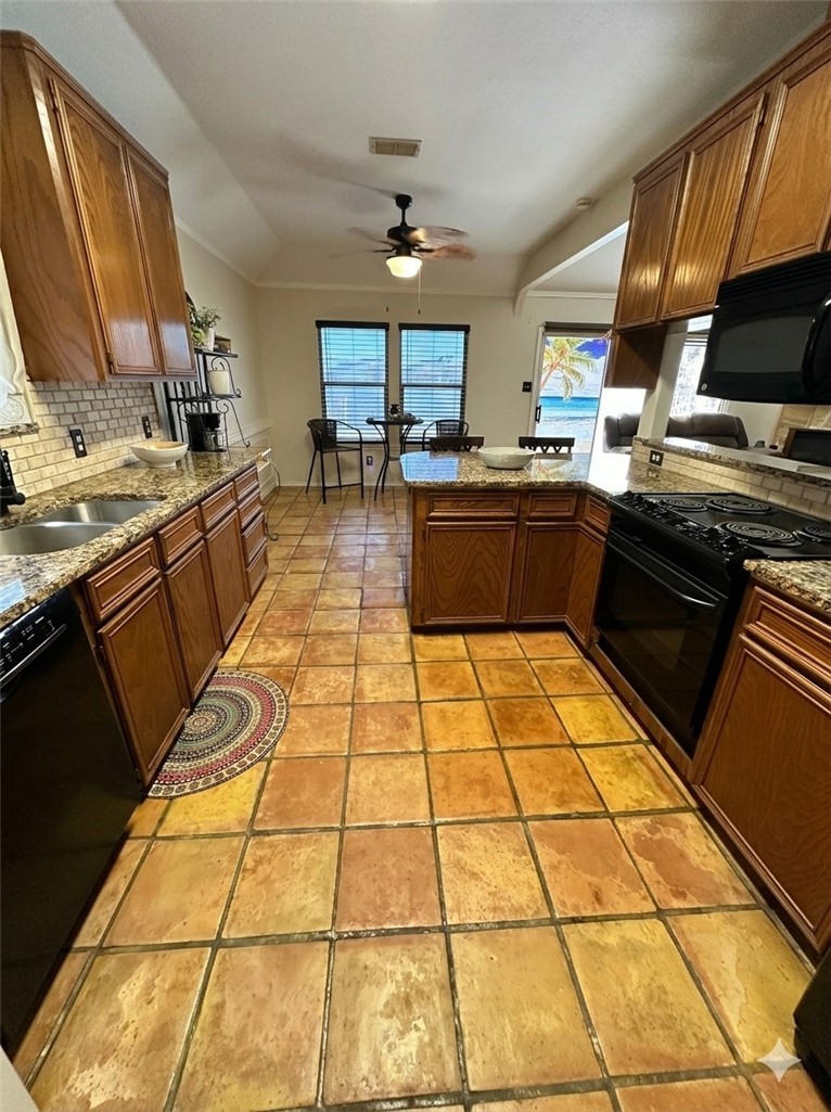 14717 Dasmarinas Dr Property Photo 14