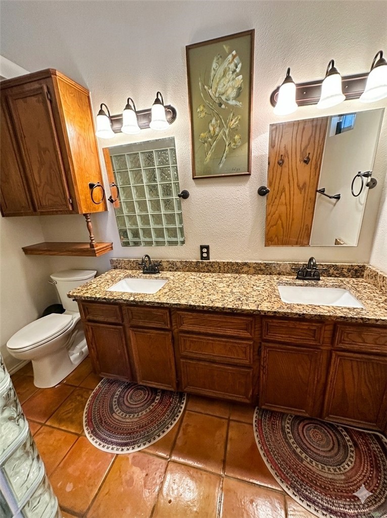 14717 Dasmarinas Dr Property Photo 17